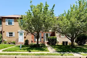 20 Baroness Ct, Owings Mills, MD 21117 - Photo 1