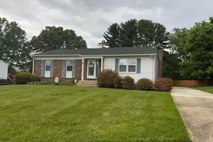 8 Monroe Field Ct, Baltimore, MD 21228 - Photo 1