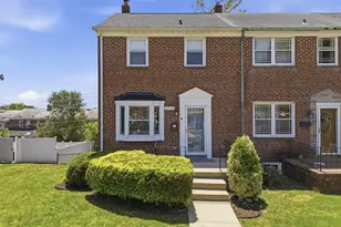1733 White Oak Ave, Parkville, MD 21234 - Photo 1