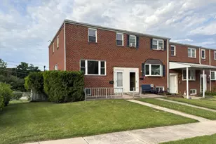 926 Regina Dr, Baltimore, MD 21227 - Photo 1