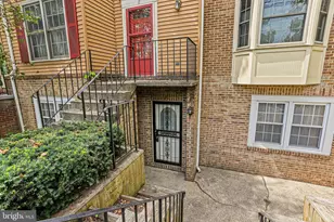 10 Kettle Ct, Windsor Mill, MD 21244 - Photo 1