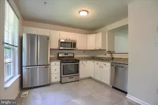 32 Gwynnswood Rd, Owings Mills, MD 21117 - Photo 1