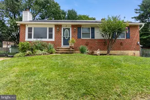 4 Fairbridge Ct, Owings Mills, MD 21117 - Photo 1