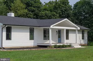 18919 Hillcrest Ave, Parkton, MD 21120 - Photo 1