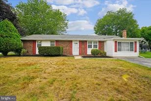 12194 Cavalier Dr, Dunkirk, MD 20754 - Photo 1