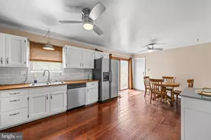 7514 Glen Albin Rd, La Plata, MD 20646 - Photo 1