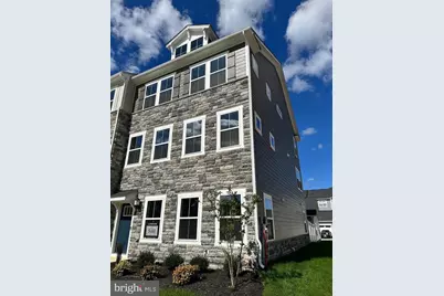 10699 Millport St, White Plains, MD 20695 - Photo 1