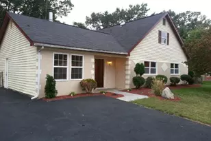 326 Garner Ave, Waldorf, MD 20602 - Photo 1