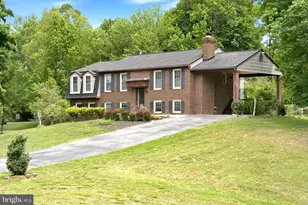 1108 E Patuxent Dr, La Plata, MD 20646 - Photo 1