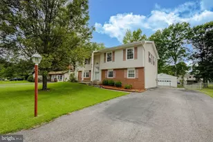 810 Kenyon Ave, Waldorf, MD 20602 - Photo 1