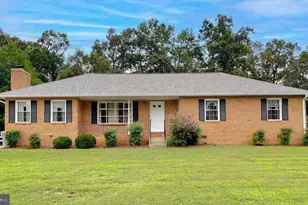 109 Morris Dr, La Plata, MD 20646 - Photo 1