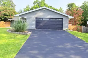 2709 Pinewood Dr, Waldorf, MD 20601 - Photo 1