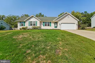 2824 Graybill Ct, New Windsor, MD 21776 - Photo 1