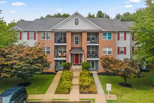 3820 Sunnyfield Ct, Hampstead, MD 21074 - Photo 1