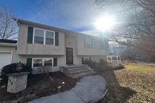 10 Starboard Ct, Taneytown, MD 21787 - Photo 1