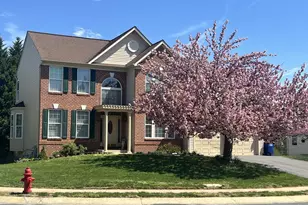 5783 Victor Dr, Sykesville, MD 21784 - Photo 1