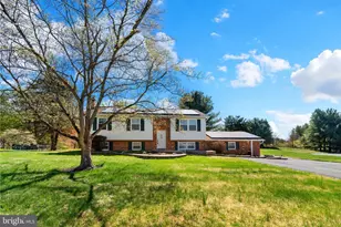 2233 Ridgemont Dr, Finksburg, MD 21048 - Photo 1