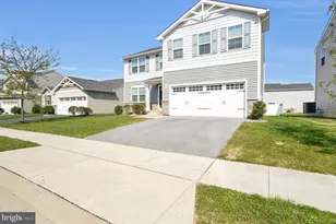308 Burnside Ave, Taneytown, MD 21787 - Photo 1