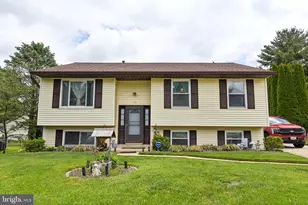 930 Wampler Ln, Westminster, MD 21158 - Photo 1