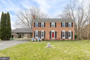 519 Tanglewood Dr, Sykesville, MD 21784 - Photo 1