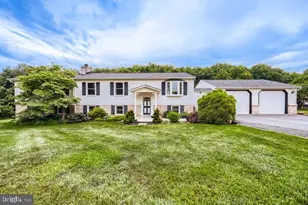 895 Severn Ct, Sykesville, MD 21784 - Photo 1