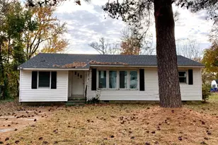 10 Bay View Ave, Cambridge, MD 21613 - Photo 1