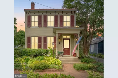 213 Princess Anne Street, Fredericksburg, VA 22401 - Photo 1