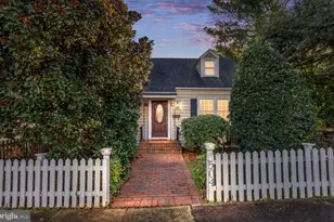 504 Hawke St, Fredericksburg, VA 22401 - Photo 1