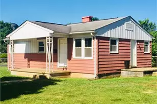 1804 Airport Ave, Fredericksburg, VA 22401 - Photo 1