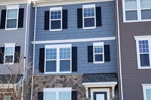 2204 Shadmoor Dr, Fredericksburg, VA 22401 - Photo 1
