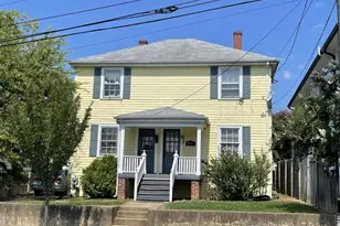 1417 Hanover St, Fredericksburg, VA 22401 - Photo 1