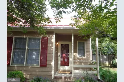 823 NW College Avenue NW, Fredericksburg, VA 22401 - Photo 1
