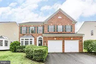1002 Dorthea Ct, Fredericksburg, VA 22401 - Photo 1