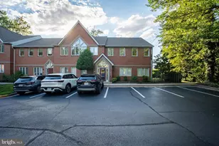 11094 Main St, Fairfax, VA 22030 - Photo 1