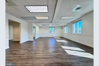 3935 University Drive, Fairfax, VA 22030 - Photo 1