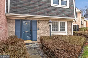 3236 Cambridge Ct, Fairfax, VA 22030 - Photo 1