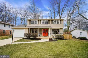 10113 Cardinal Rd, Fairfax, VA 22030 - Photo 1