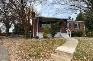 3903 Fairview Dr, Fairfax, VA 22030 - Photo 1