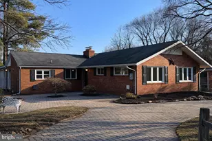 10001 Boxford Ct, Fairfax, VA 22030 - Photo 1