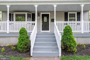 10817 Scott Dr, Fairfax, VA 22030 - Photo 1