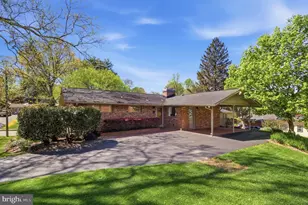 9924 Pinehurst Ave, Fairfax, VA 22030 - Photo 1
