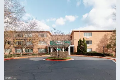 10570 Main Street #424, Fairfax, VA 22030 - Photo 1