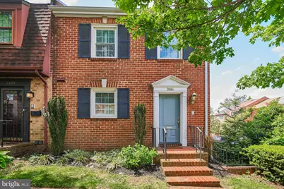 3886 University Drive, Fairfax, VA 22030 - Photo 1