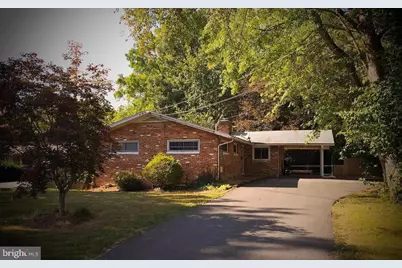 9920 Pinehurst Avenue, Fairfax, VA 22030 - Photo 1