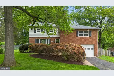 10242 Stratford Avenue, Fairfax, VA 22030 - Photo 1