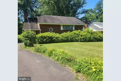 10909 Maple Street, Fairfax, VA 22030 - Photo 1