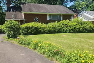 10909 Maple St, Fairfax, VA 22030 - Photo 1
