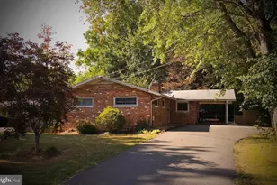 9920 Pinehurst Ave, Fairfax, VA 22030 - Photo 1