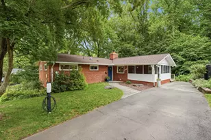 3414 Country Hill Dr, Fairfax, VA 22030 - Photo 1