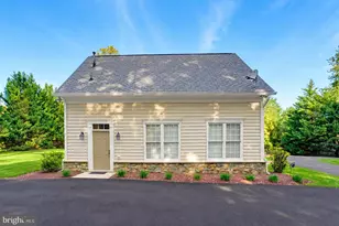 10903 Maple St, Fairfax, VA 22030 - Photo 1